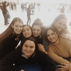 Meet your Posher, Hannah